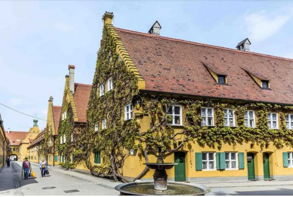 Les maisons de cette vieille ville allemande se louent à 0,88 euro par an depuis 500 ans – mais il y a un hic