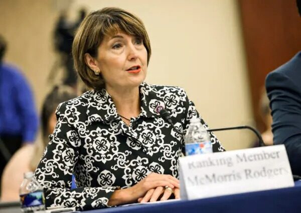 Un laboratoire chinois a séquencé le Covid-19 des semaines avant la divulgation des données par Pékin