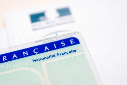Bayonne: trois faussaires qui vendaient de faux papiers à des clandestins mis en examen et écroués