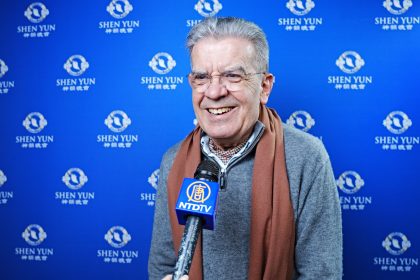 Shen Yun « fait bien de ressusciter tout cela », déclare un ancien directeur de la SNCF