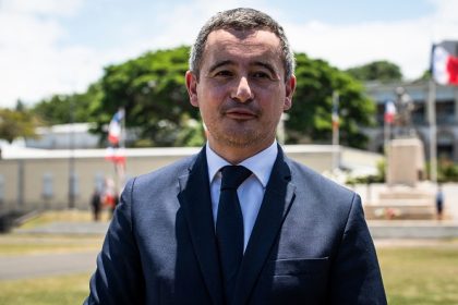 Nouvelle-Calédonie: cinq gendarmes « blessés » dans des heurts en marge de la visite de Gérald Darmanin