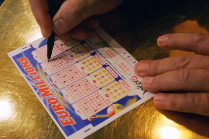 EuroMillions: un Français décroche le jackpot de 73 millions d’euros