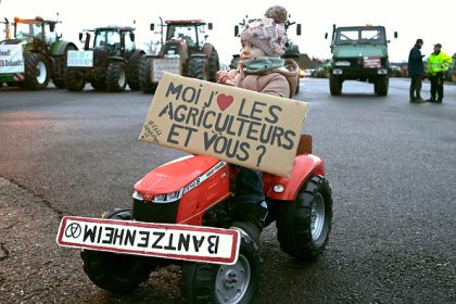 Retour des agriculteurs en Dordogne : « C&rsquo;est extraordinaire. Ce sont des héros pour nous »