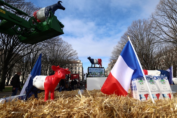 Les agriculteurs maintiennent la pression sur l’exécutif à l’approche du Salon de l’agriculture