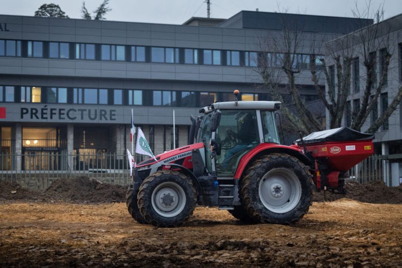 Prairies, contrôles, climat: Bruxelles veut alléger « la pression » sur les agriculteurs