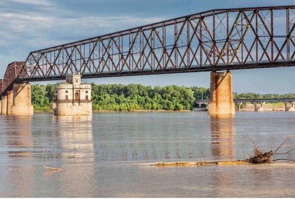Ces « châteaux » ont été construits au milieu du Mississippi il y a plus de 100 ans – mais de quoi s’agit-il ?