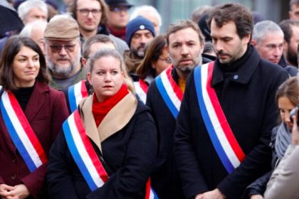 Hommage national aux victimes du Hamas: des familles demandent à Emmanuel Macron de refuser la présence de LFI