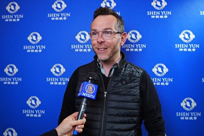 Shen Yun, « un environnement qui enivre, nous transporte », s’enthousiasme un commercial