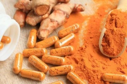 Le curcuma peut renforcer l&rsquo;immunité et améliorer les symptômes du Covid-19