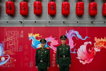 Le PCC publie les chiffres de la consommation sur la période du Nouvel An chinois ; les experts parlent de récession