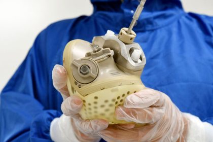 Au CHU de Montpellier, deux personnes ont été greffées d&rsquo;un cœur artificiel total