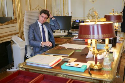 «La règle, c&rsquo;est le groupe» de niveau: Gabriel Attal enfonce le clou malgré la contestation