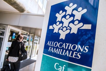 Accusé d’avoir fraudé avec la CAF et les impôts, ce couple de gitans achetait des maisons, caravanes et voitures de luxe