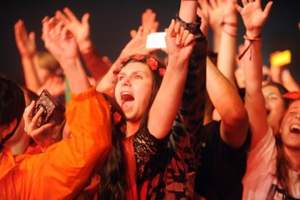 Bretagne: plus de 6000 personnes ont afflué pour une rave-party malgré un arrêté d&rsquo;interdiction