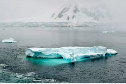 Le remorquage d&rsquo;icebergs depuis l&rsquo;Antarctique est considéré comme une solution potentielle aux pénuries d&rsquo;eau dans le monde