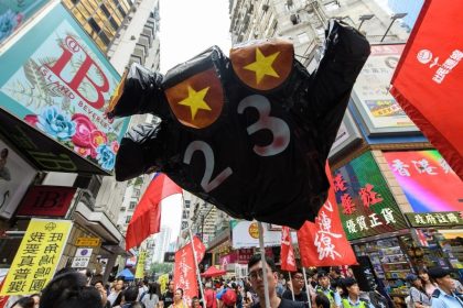 Le Royaume-Uni et l&rsquo;UE condamnent la nouvelle loi sur la sécurité nationale de Hong Kong