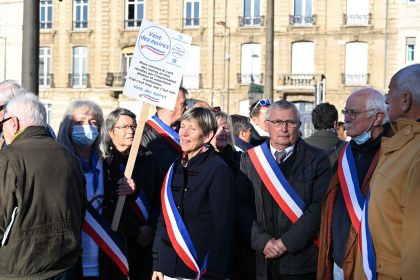 Contre le développement anarchique de l&rsquo;éolien: un collectif de 500 maires veut donner la parole aux édiles