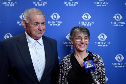 Shen Yun « porte cette douceur que le monde ne peut pas voir », confie une décoratrice d’intérieur