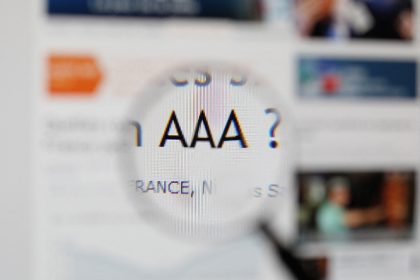 Déficit : Fitch et Moody&rsquo;s maintiennent leur note, le gouvernement soulagé