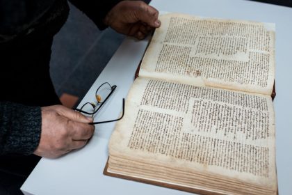 Présence d&rsquo;arsenic sur des livres anciens, la BnF les met prudemment en quarantaine