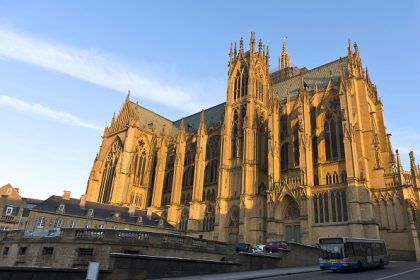 Des adolescents perturbent un concert de Bach dans la cathédrale de Metz en criant « Allah Akbar »