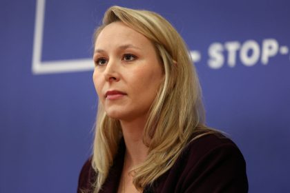 « Où est la maman ? », une polémique houleuse autour d’une pratique interdite en France