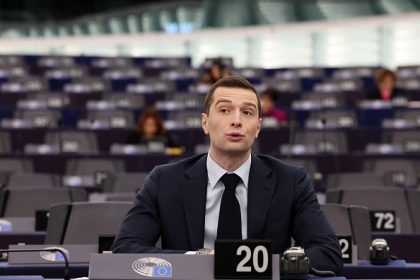 « J’ai l&rsquo;un des meilleurs taux de présence », assure Jordan Bardella, accusé d’absentéisme au Parlement européen