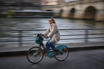 À Paris, le vélo dépasse désormais la voiture comme moyen de transport