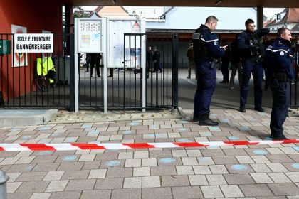 Bas-Rhin: deux fillettes de 6 ans et 11 ans blessées au couteau devant leur école, l’assaillant interpellé