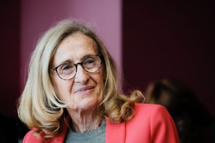 Agression de Samara : il n&rsquo;y a pas eu de négligence venant du collège, selon la ministre de l&rsquo;Éducation