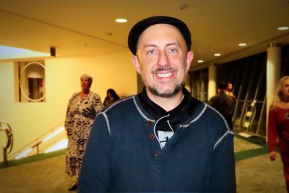 Shen Yun « ouvre les yeux… comme rien d’autre au monde », déclare le vice-président d’une entreprise