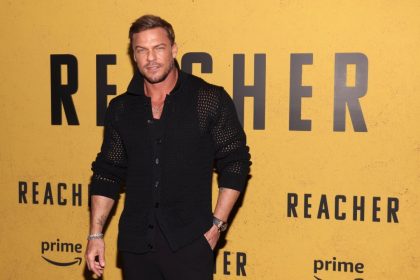 L&rsquo;acteur de « Reacher » rapporte avoir été agressé sexuellement par un « photographe très célèbre »