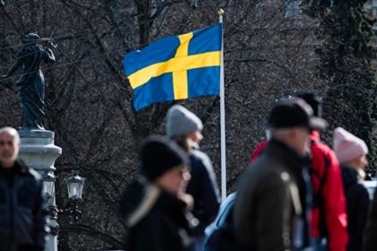 La Suède va accélérer l&rsquo;adoption d&rsquo;une loi sur la surveillance des mineurs pour lutter contre les attentats à la bombe commis par des gangs