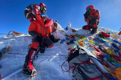 Népal : un alpiniste français meurt dans l&rsquo;ascension du Makalu