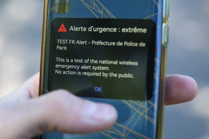 JO-2024: un message d&rsquo;« alerte extrêmement grave » sur smartphone surprend les Parisiens