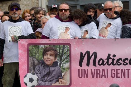 Châteauroux : 2000 personnes pour une cérémonie d&rsquo;hommage à Matisse au stade Gaston-Petit