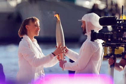 JO-2024 de Paris : le chaudron olympique allumé à Marseille par le rappeur Jul