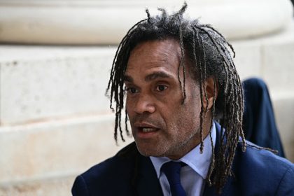 Nouvelle-Calédonie : Christian Karembeu déclare que deux membres de sa famille ont été tués lors des affrontements