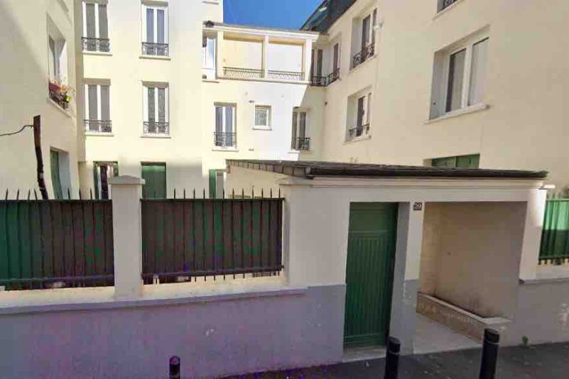 Prostitution transgenre dans une maison close à Saint-Ouen : huit personnes jugées lundi