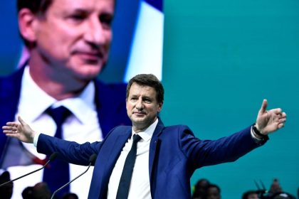 Législatives : en attente de former une équipe, Yannick Jadot veut fédérer la gauche sur le sujet de l&rsquo;énergie