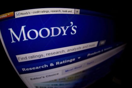 Dette : Moody&rsquo;s accorde un sursis à la France mais envisage une rétrogradation dans les mois à venir