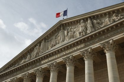 Dissolution de l&rsquo;Assemblée nationale: le projet de loi sur la fin de vie mis de côté