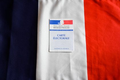 Nice : un gérant incite ses salariés à voter en leur offrant 50 euros