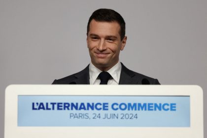 En cas de cohabitation, Jordan Bardella pourrait tenir tête à Emmanuel Macron sur le choix d&rsquo;envoyer des troupes en Ukraine