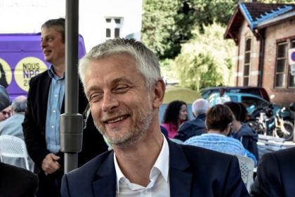 Un député écologiste du Rhône quitte la politique pour se consacrer « aux grands singes »