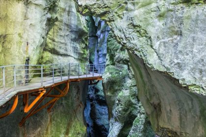 Elle avait chuté devant sa fille: le corps sans vie de la randonneuse retrouvé dans les gorges du Fier