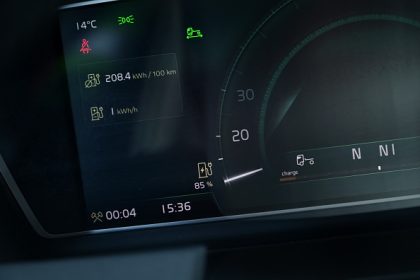 Nantes : Vinci développe une première route électrifiée pour recharger les véhicules électriques