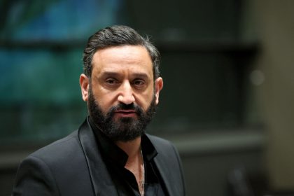 Fréquences télé : Cyril Hanouna accuse l&rsquo;Arcom de « harcèlement »