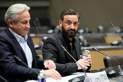 C8 s&rsquo;engage à diffuser l&rsquo;émission de Cyril Hanouna avec un différé