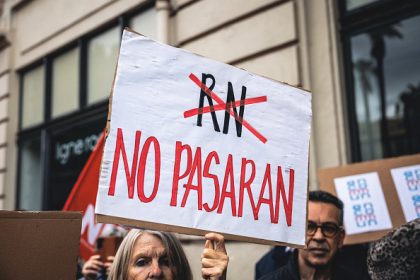 « Une abjection » : Marine Le Pen et Jordan Bardella dénoncent le rap anti-RN « No pasarán »